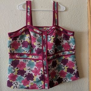 Plus size floral top!